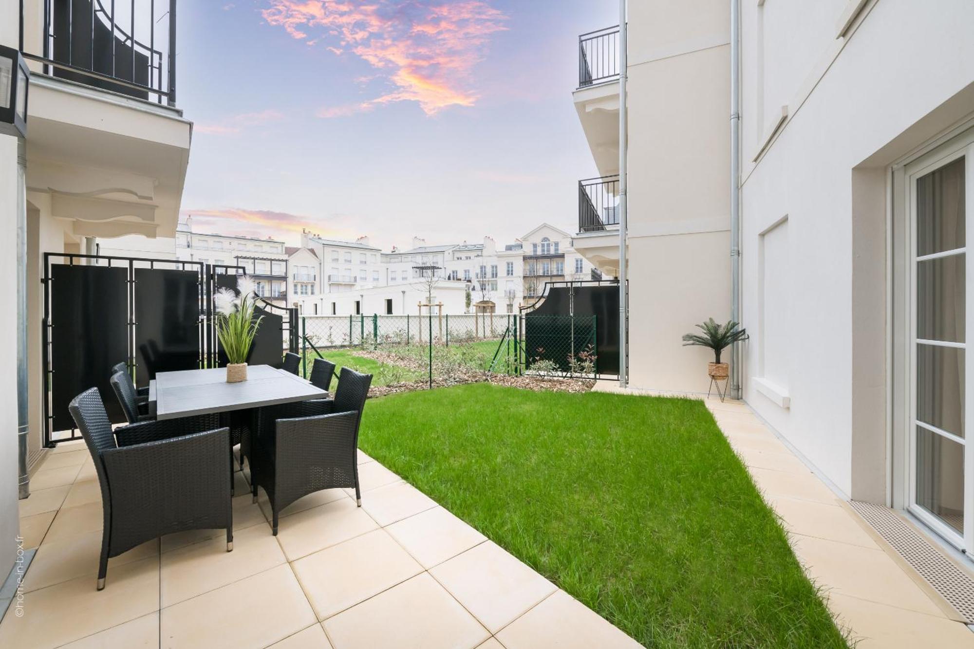 Apartmán Columbus Garden By Plaza Serris Exteriér fotografie